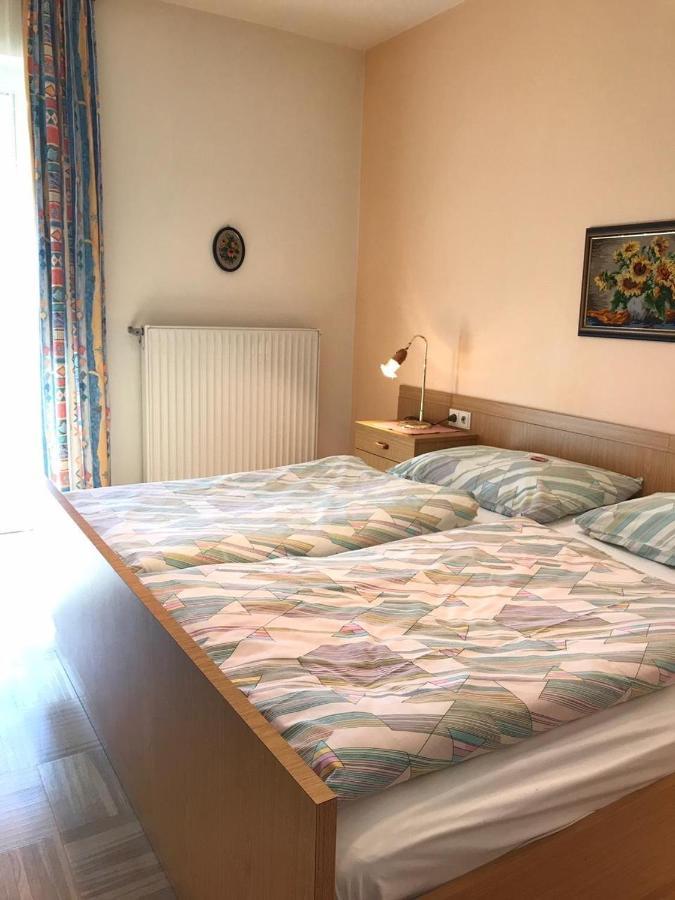 Schmautz Ferienwohnungen & Zimmer Miklauzhof Eksteriør billede
